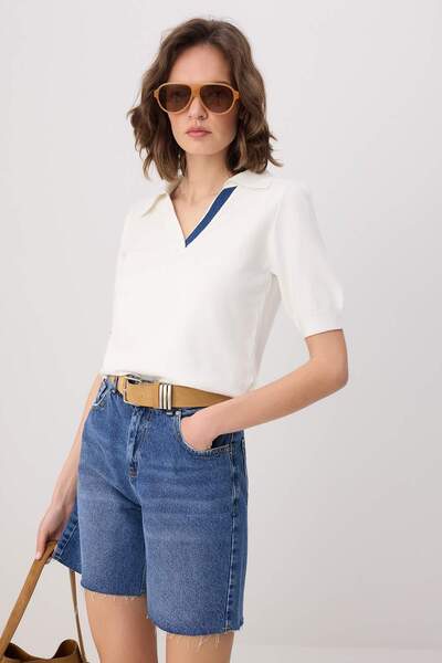 Συλλογή Trendyol Πλεκτή μπλούζα με λεπτομέρεια από τζιν εκρού με λαιμόκοψη TW...