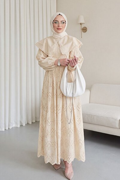 Modamorfo Φόρεμα με γιακά και δαντέλα σε μπεζ χρώμα