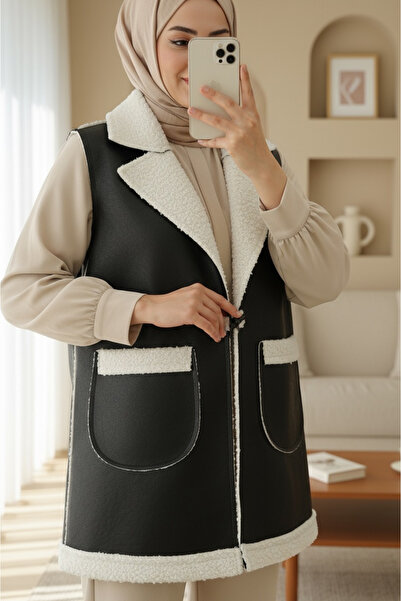 Modamorfo Ecru Lamb Plush Double Pocket Vest