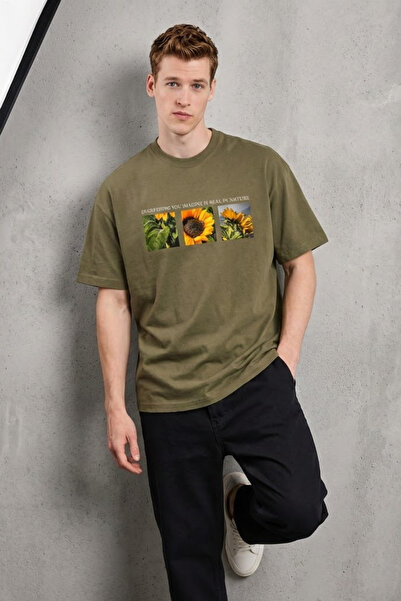 COMBİNE MİCHAİL Erkek Çiçek Baskılı Oversize Haki Tişört