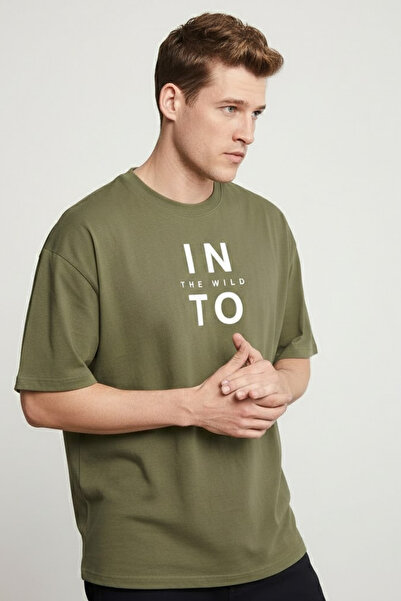 COMBİNE MİCHAİL Ανδρικό μπλουζάκι Into The WILD με τύπωμα Loose Khaki