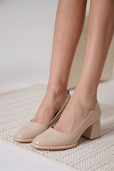 Belinora Pantofi stiletto de damă din piele lăcuită nude TR18MS05B