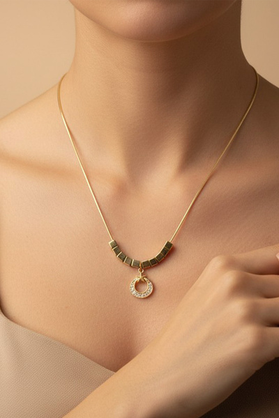 XUPING JEWELRY قلادة من ستايل إنسي/مجوهرات شوبينغ بعلم تركيا مرصعة بحجر الزركون