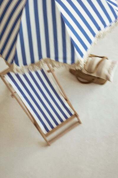 H&M Wooden deck chair