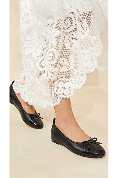 Luvesta Shoes Fiyonklu Babet Siyah Rugan