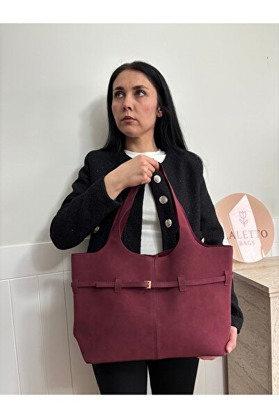 lalettobags Γυναικεία τσάντα ώμου από σουέτ με λεπτομέρεια ζώνης σε μοντέλο λ...