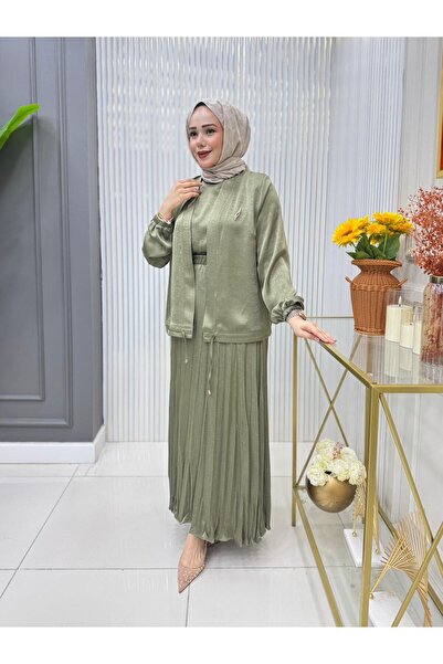 GK Σετ με τριπλή φούστα και καρφίτσα δώρο