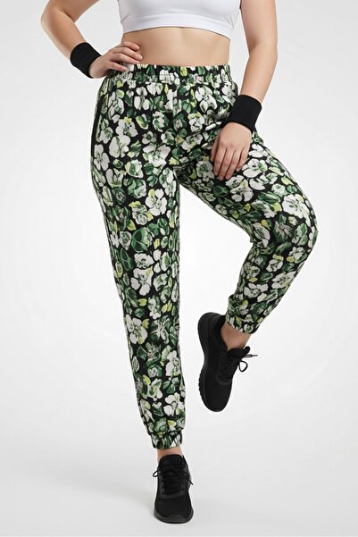 Puma x Liberty Women Sportswear Fit Floral Print Training Sweatpants, Multicolor