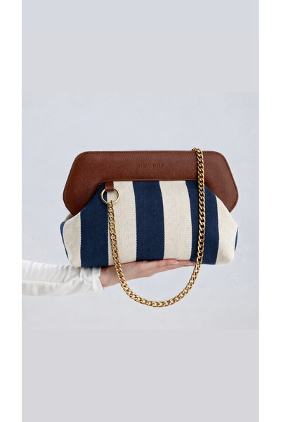 HEYBE'S Heybes Γυναικεία τσάντα συμπλέκτη με μοτίβο σε μπλε ναυτικό ριγέ καμβά