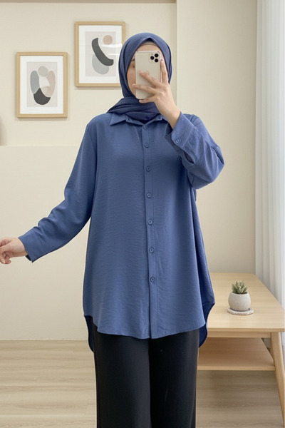 HİJABAYA Πουκάμισο από ποπλίνα με μακρύ κουμπί στο πίσω μέρος
