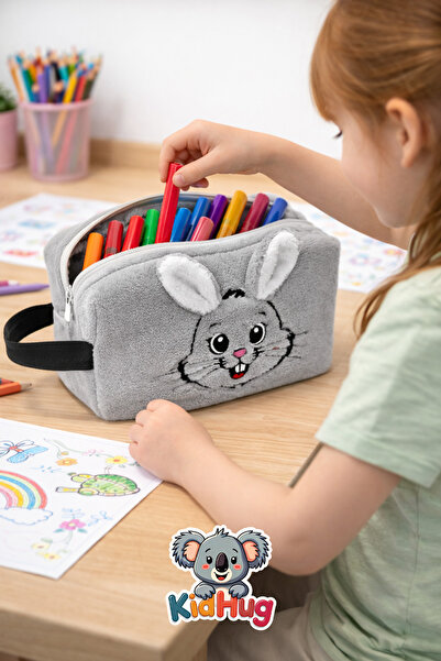 KidHug [ΕΚΤΥΠΩΣΗ ΟΝΟΜΑΤΕΠΩΝΥΜΟΥ] Κεντητή θήκη για στυλό, μαλακό σχέδιο, ΜΕΓΑΛ...