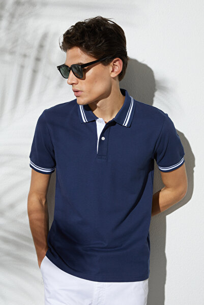 Tudors Ανδρικό μπλουζάκι εφαρμοστό Slim Fit 100% Βαμβάκι Plain με λαιμόκοψη Π...