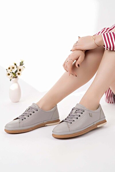 Nesil Shoes Pantofi de damă Modessa 160 din piele naturală moale cu șireturi