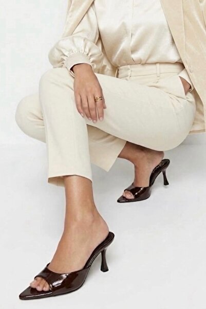 simplicity Γυναικείες παντόφλες με ψηλό τακούνι από δερμάτινο λουστρίνι σε κα...