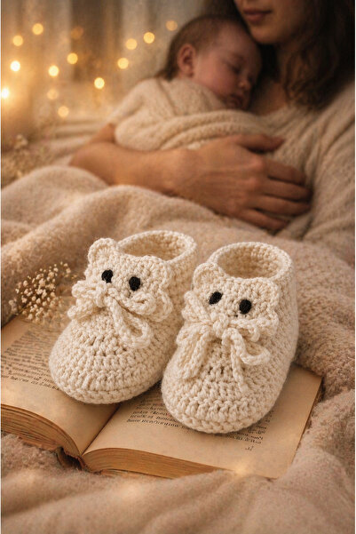 İpeksi Handmade El Örgüsü Bebe Patik