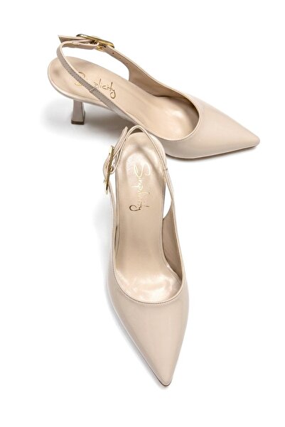 simplicity Παπούτσια Pera Cream λουστρίνι με ανοιχτή πλάτη με τακούνι