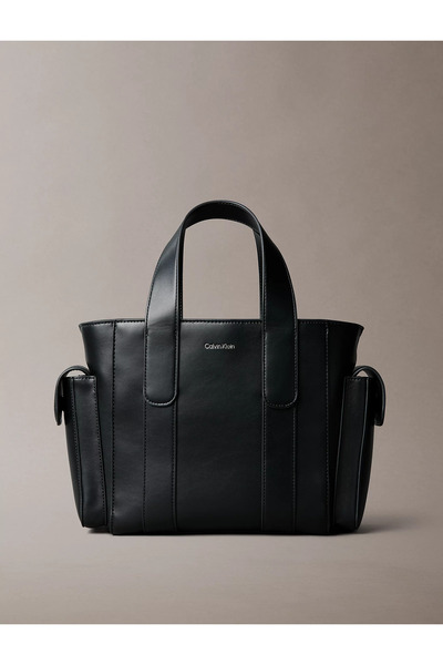 Calvin Klein ΤΣΑΝΤΑ ΜΙΚΡΗ ΜΕ ΖΩΝΗ ΚΡΕΜΑΣΤΗ