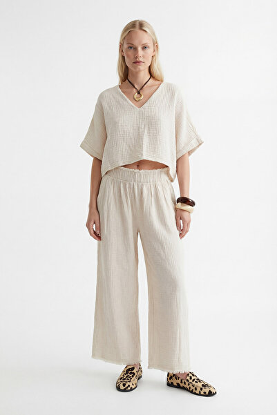 İKİKIZ Crinkle Linen V-Neck Blouse