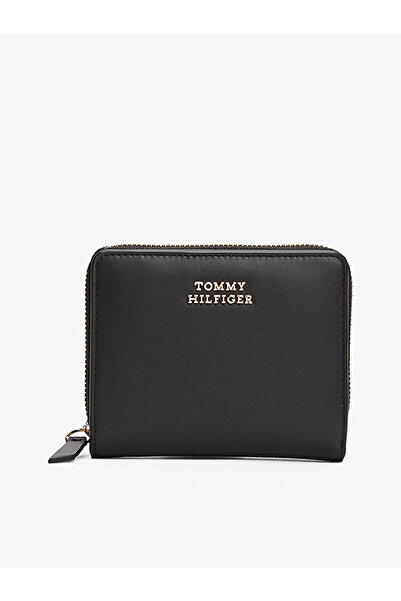 Tommy Hilfiger Women's Logo Embossed 100% Leather Black Wallet with Extra Car...