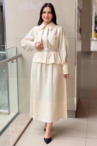 Nuss Stone Embroidered Short Jacket Skirt Set
