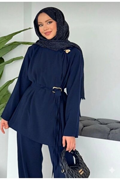 onlymoon Σετ στοιχειών σε μπλε ναυτικό χρώμα με λεπτομέρεια χρυσής ζώνης - Κλ...