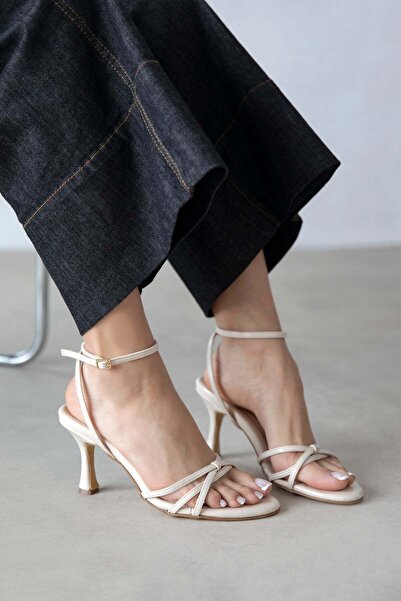 STRASWANS Zet Γυναικεία Σανδάλια με Τακούνι από Ζαρωμένο Δέρμα Μπεζ