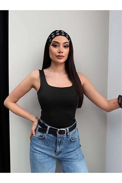 ESRAHELVACI Square Neck Thick Strap Undershirt