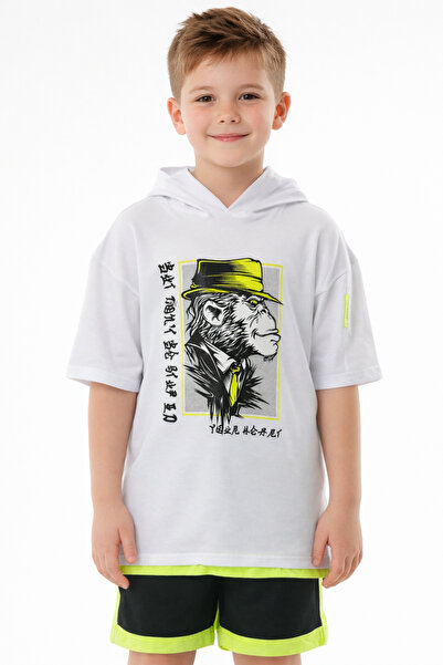 İrem Çocuk Giyim Boy's White Color Hooded T-Shirt with Picture and Text Patte...