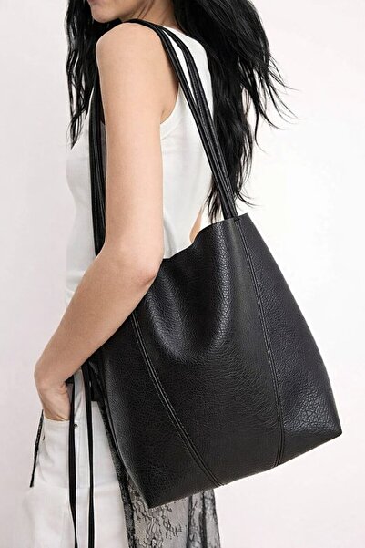 Timburly Μαύρη τσάντα ώμου από τεχνητό δέρμα με υφή κουταβιού – Κομψή γυναικε...