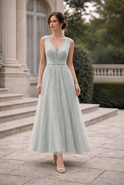 Divin store Κομψό φόρεμα από οργαντίνα σε χρώμα μέντας με πουά.