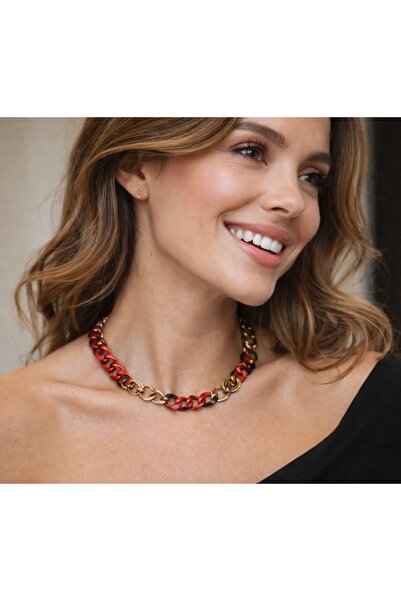 ELUNE İSTANBUL Stylish Necklace with Red Acrylic & Gold Tone Chain Detail