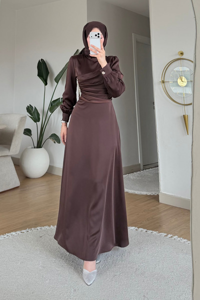 Tesettür Diyarı Νίτα Γιαϊντάντα Σατέν Φόρεμα Χιτζάμπ με Πέτρινη Λεπτομέρεια -...