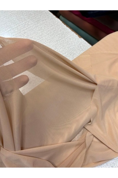 MEKİK MANİFATURA ΥΠΕΡΜΕΓΕΘΕΣ ΥΦΑΣΜΑ ΛΙΚΡΑ ΣΕ ΧΡΩΜΑ ΔΕΡΜΑΤΟΣ ΜΕ ΤΟΥΛΑΝΤΕ ΥΦΑΣΜ...