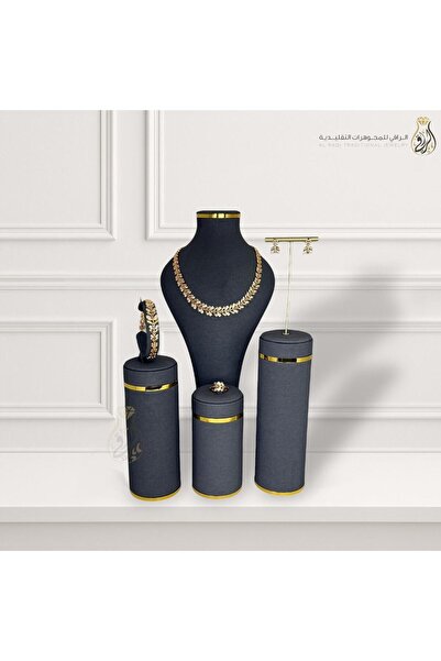 Generic طقم بتصميم أوراق مرصع بزركون