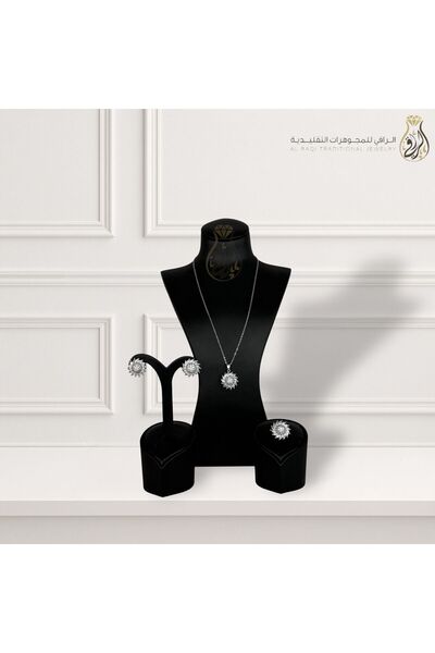 Generic طقم مجوهرات تقليدي بتصميم زهرة متألقة