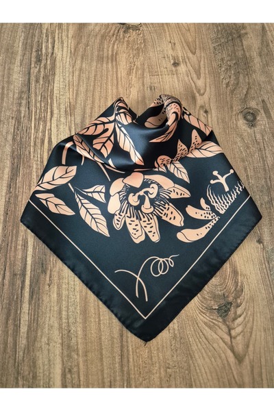 Zelayn Floral Scarf Black