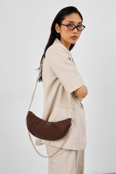 Shule Bags Τσάντα χιαστί Mode Zincirli Moon σε καφέ χρώμα