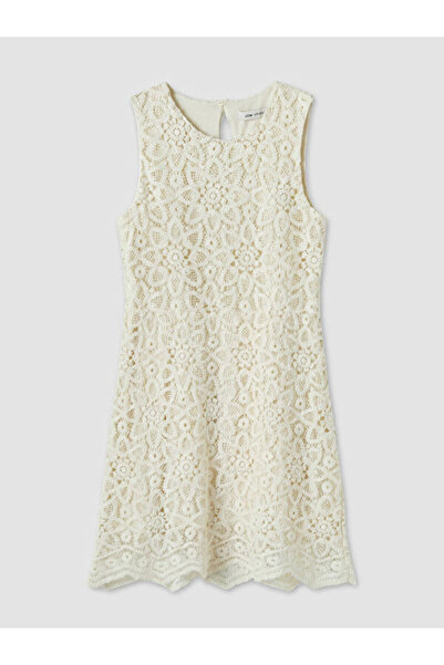 LC Waikiki Sparkling Choices from Shining Store Zero Roba Yaka a Crochet Dress