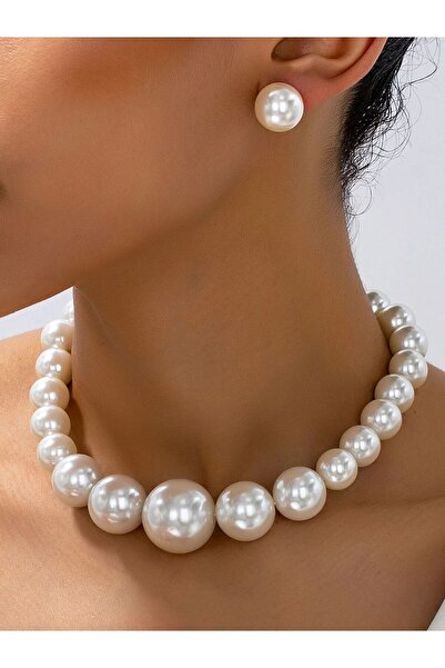 Choice White Luxurious and Elegant Artificial Pearl/Imitation Pearl Earring a...