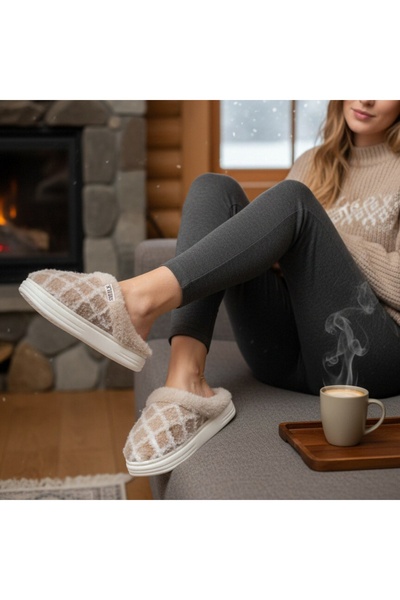 OEM Αφράτες, ζεστές και χαλαρωτικές παντόφλες σπιτιού, κομψές, χαρούμενες και...