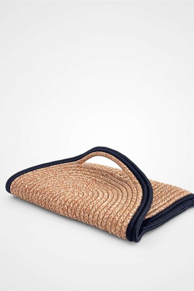 Yuka Atelier Φυσική, χειροποίητη τσάντα clutch με λεπτομέρειες χειροποίητης ε...