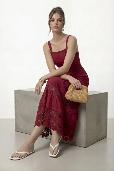 VAGGON Φόρεμα μίντι με τετράγωνο λαιμόκοψη και λεπτομέρεια από δαντέλα