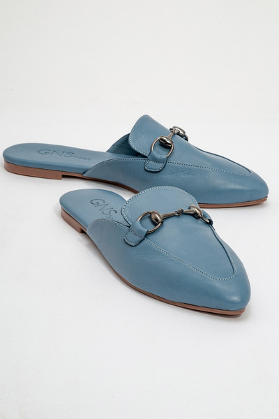 GNS Shoes Γυναικείες παντόφλες VALERIA από γνήσιο δέρμα με αγκράφα σε μπλε δέρμα