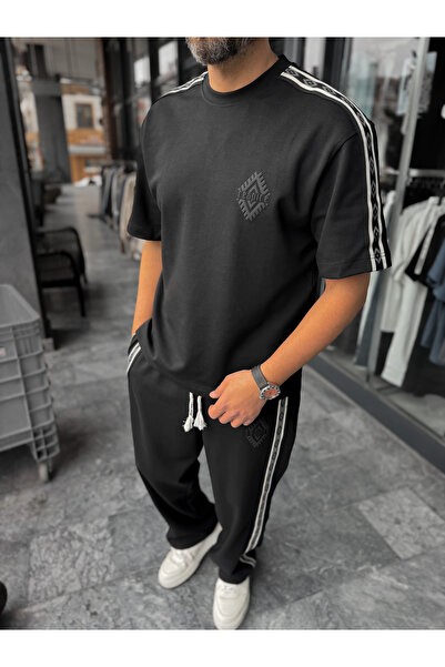 BYBASICMAN Черна тениска с десен на райета на ръкавите RES-1075