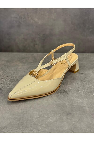 NISH ΧΕΙΡΟΠΟΙΗΤΑ ΣΑΝΔΑΛΙΑ ΜΕ ΤΑΚΟΥΝΙ ΑΠΟ ΓΝΗΣΙΟ ΔΕΡΜΑ (ύψος τακουνιού 4 εκ.)