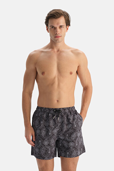 Dagi Λευκό-μαύρο σορτς με μοτίβο σάλι