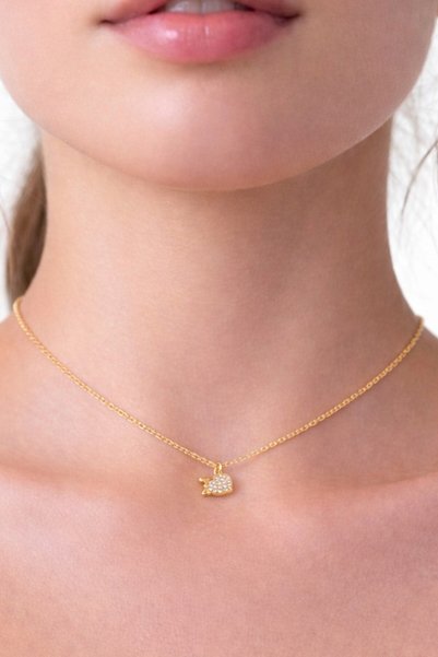 ATALYA ACCESSORY قلادة من الفولاذ على شكل قلب مرصعة بالزركون - قلادة نسائية أ...