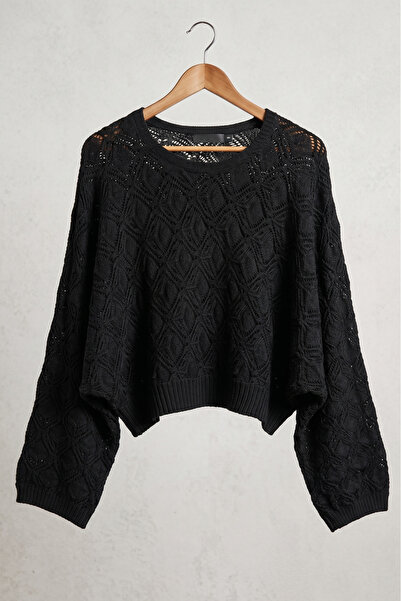 MODAQU Πλεκτό πουλόβερ με μανίκια νυχτερίδα και διάτρητο σχέδιο - Μαύρο