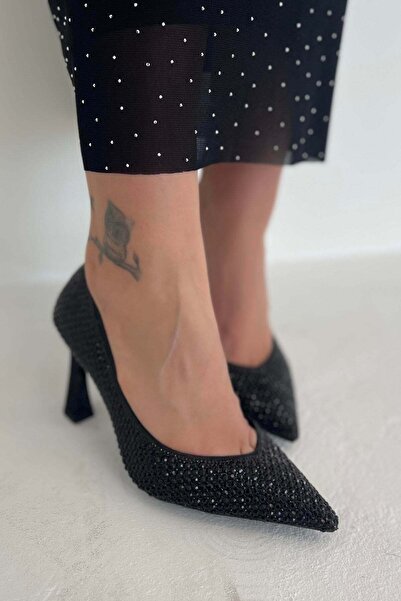 Parponi Βραδινά παπούτσια με κλειστό τακούνι Cedy Stone, Μαύρα