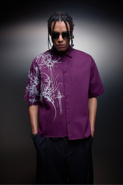 Slatra Men's Plum Asymmetrical Cut Short Sleeve Box Fit Shirt